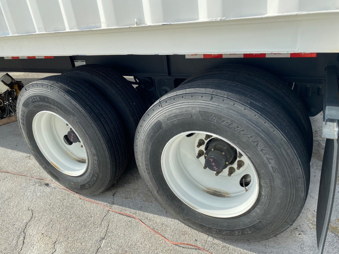 Wheels Of 1750kW Caterpillar Generator Trailer.